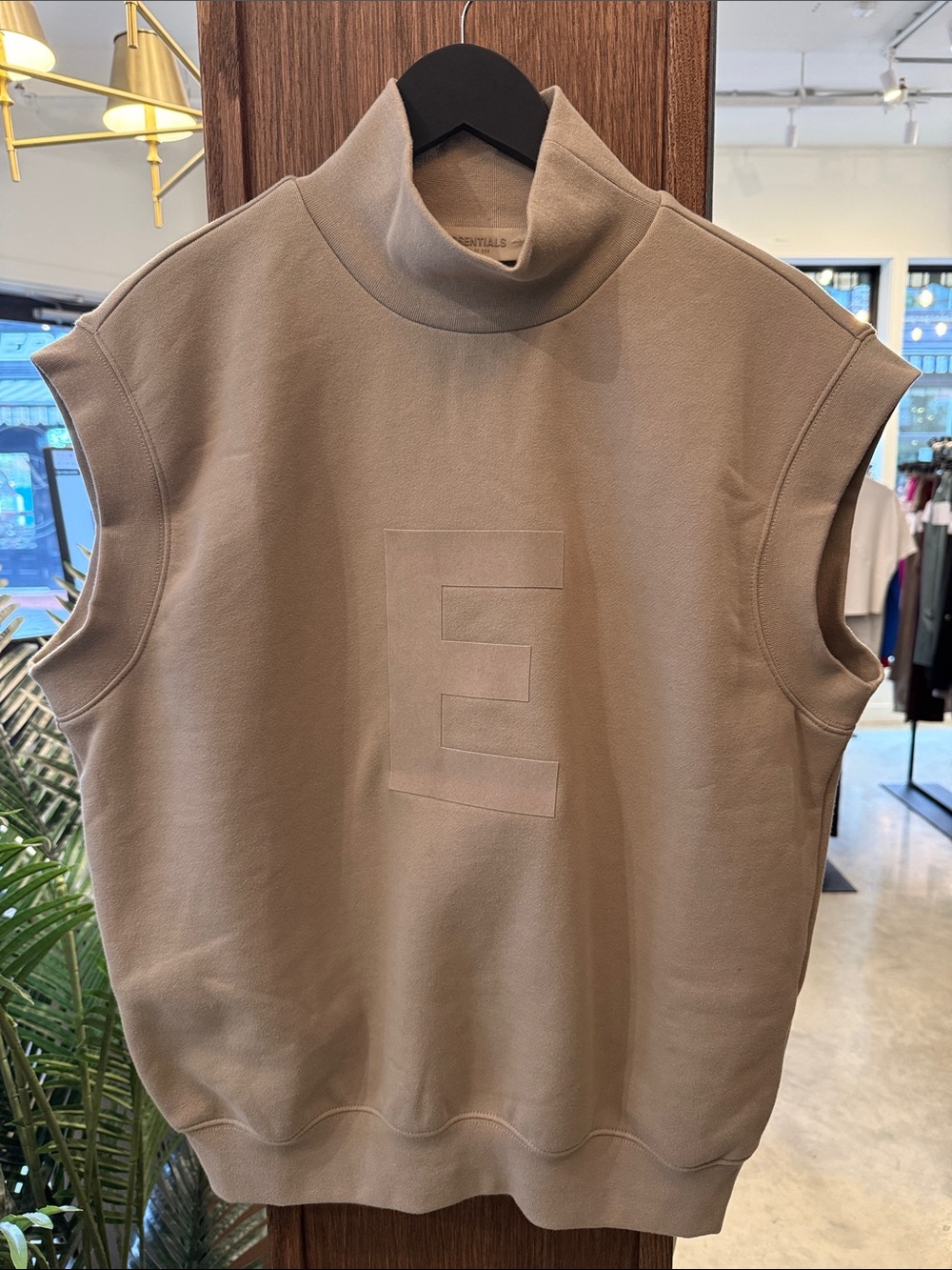Men’s Essentials Sleeveless Sweatshirt